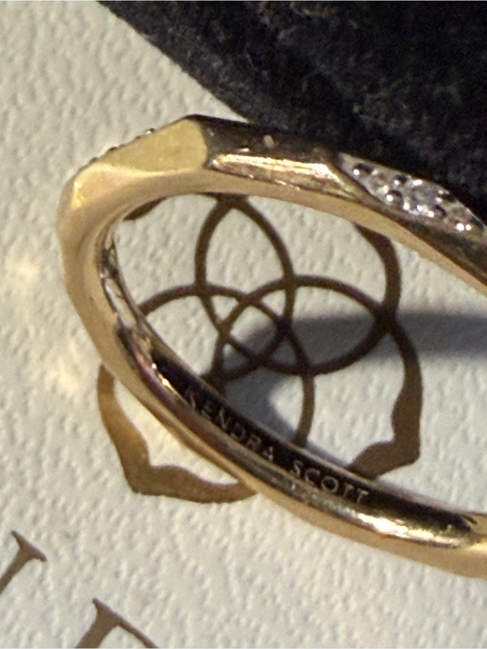 Kendra Scott 585 14k Gold Diamond band ring - Picture 3 of 13